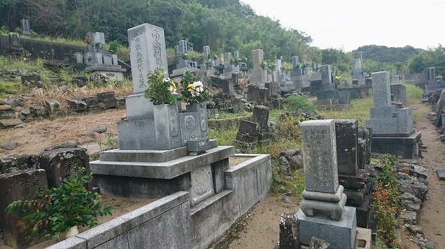 浜田市営　唐鐘第二共同墓地01